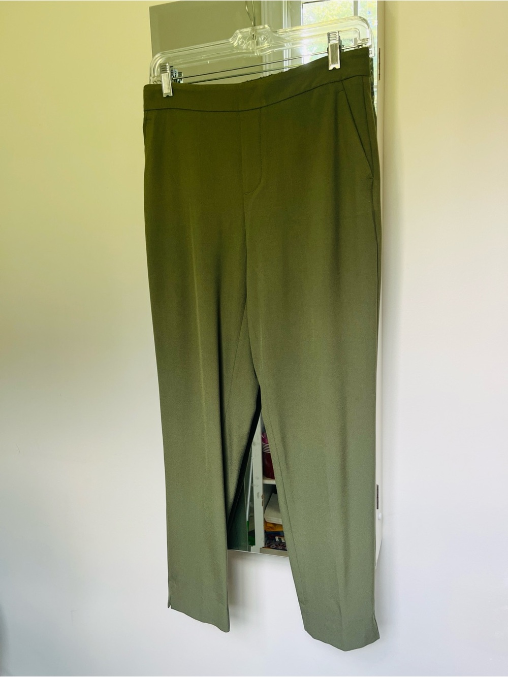 Banana Republic Olive Green Women’s Pant size 4
